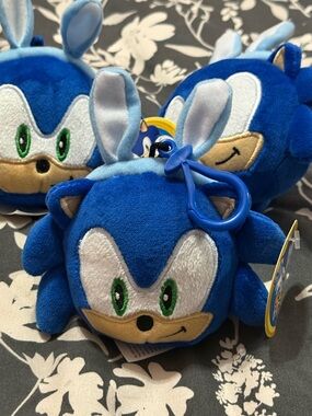 Sonic the Hedgehog Easter Plush Bag Clip Keychain SEGA Blue Plush Backpack Clip